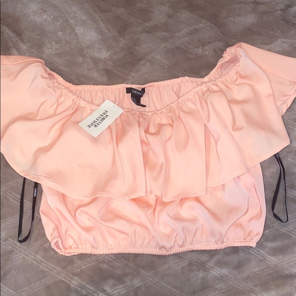 NEVER WORN NEW WITH TAG! off the shoulder crop top